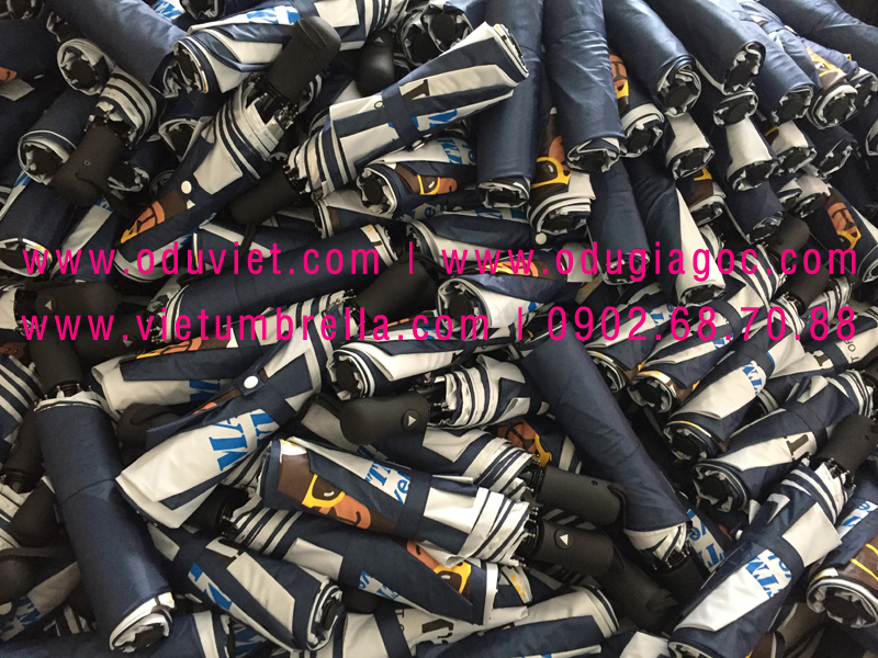 xưởng sản xuất ô dù cầm tay in logo quảng cáo